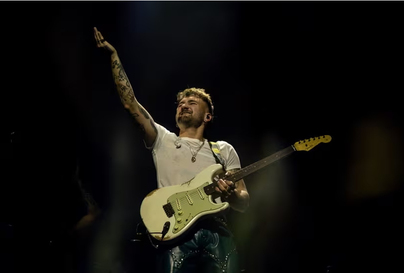 l'artista ha sigut intervingut amb èxit d'una luxació acromioclavicular severa. els metges confirmen que la cirurgia ha sigut més complexa del que es preveia inicialment.