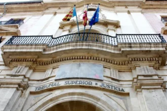 El TSJCV confirma la condemna de 9 anys de presó per a un educador per violar una jove tutelada a València