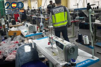 Gemini ha dicho Desmantellen un taller tèxtil clandestí al Camp de Túria amb 26 treballadors explotats en condicions insalubres