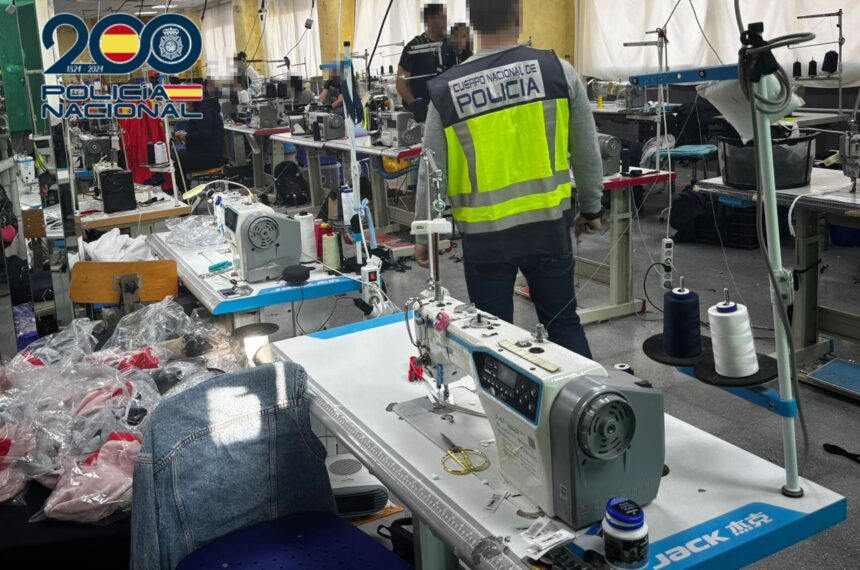 Gemini ha dicho Desmantellen un taller tèxtil clandestí al Camp de Túria amb 26 treballadors explotats en condicions insalubres