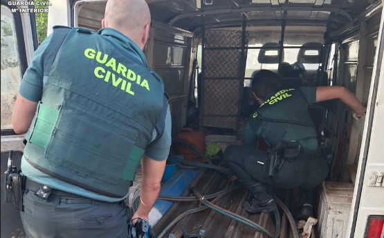 La Guàrdia Civil deté dos homes a Silla per la sostracció de dues tones de carril ferroviari