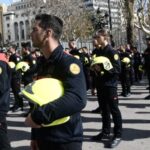 València aprova 43 noves places de comandament per a reforçar el cos municipal de bombers