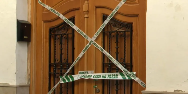 La família de l'autor confés de l'assassinat del menor de Sueca denuncia assetjament, pintades i amenaces