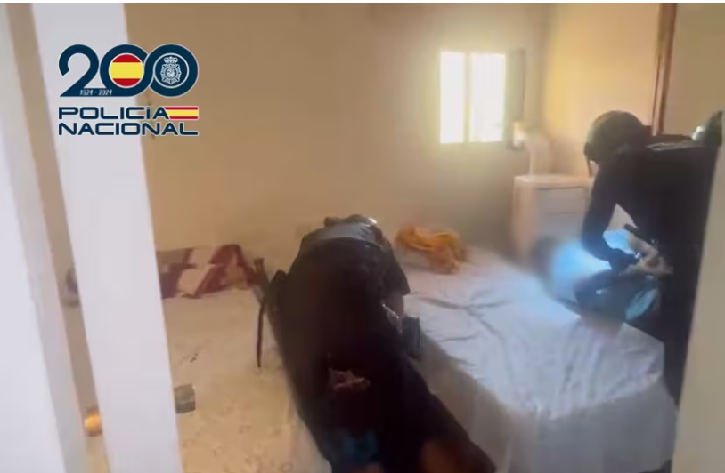 Desarticulada en Valencia una organización criminal que explotaba a mujeres transexuales y las obligaba a consumir estupefacientes
