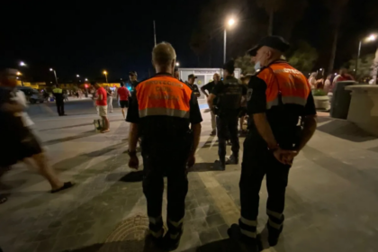 València moviliza 300 agentes de la Policía Local en el operativo especial de la Noche de San Juan