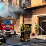 Quatre detinguts per l'incendi en els baixos d'un edifici al carrer Picayo de València que va obligar a reallotjar 70 veïns