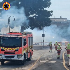 Incendi de matoll a Museros