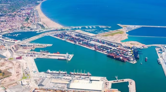 Muere un trabajador durante las tareas de mantenimiento de una embarcación en el Puerto