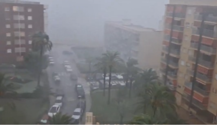 La Safor y La Ribera con mucha lluvias, viento y muchos rayos