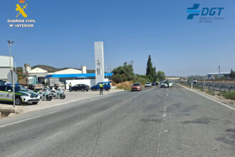 La Guàrdia Civil intercepta un vehicle amb un quilo de cocaïna a l'A-3 després d'una persecució