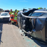 Dues joves ferides i traslladades a La Fe després de bolcar el seu vehicle en un accident entre dos cotxes a Alcàsser