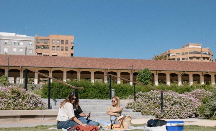 Ingresa en prisión un hombre acusado de agredir sexualmente a un estudiante en el Parc Central de València