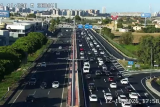 Colapso e retenciones en el acceso sur: accidente en la Pista de Silla a la altura de Sedaví